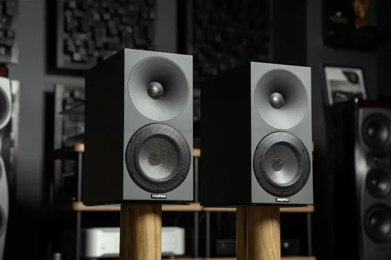 Primare I15 + Amphion Argon1 Black + Earmen Staccato