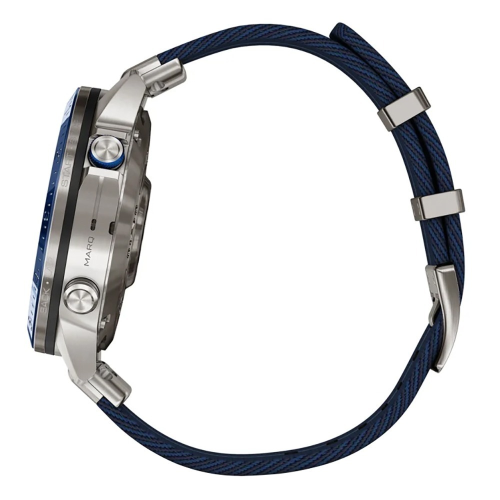 Умные часы Garmin MARQ Captain (Gen 2) 46 мм в титановом корпусе с синим керамическим безелем и ремешком