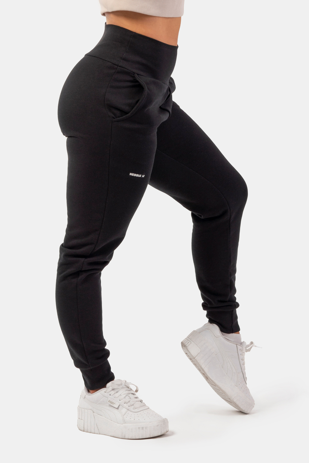 Брюки HIGH-WAIST LOOSE FIT SWEATPANTS "FEELING GOOD" 409 Черные