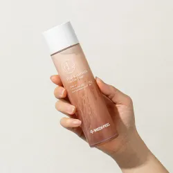 MEDIPEEL Двухфазный тонер с 70% комбучи и церамидами Hyal Kombucha Tea-Tox Toner 150 мл. (Срок годности до 16.04.2028)