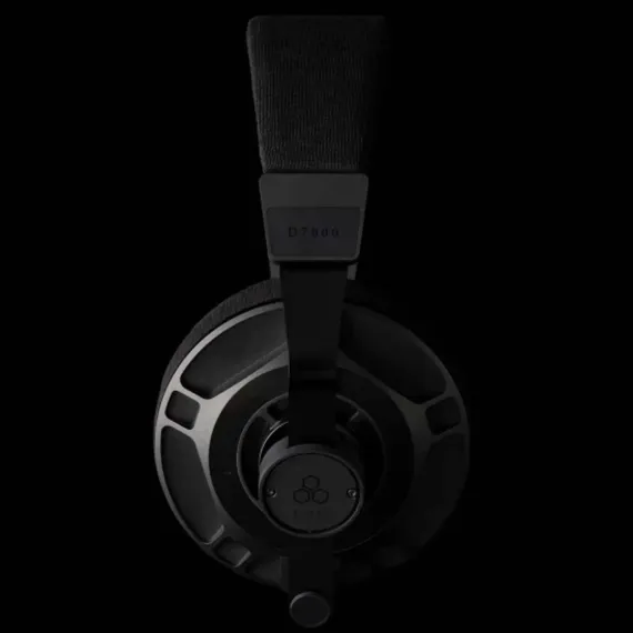 Final Audio D7000 Black