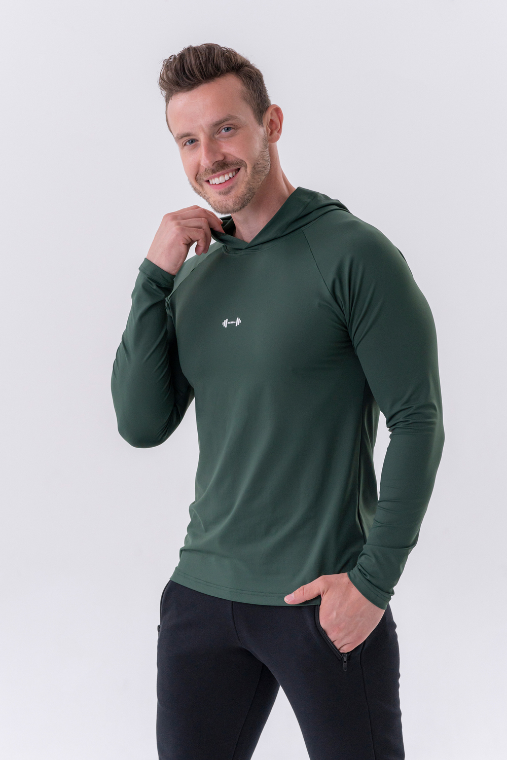 Кофта LONG-SLEEVE T-SHIRT WITH A HOODIE 330
Зеленая