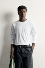 БАЗОВАЯ ФУТБОЛКА СЛИМ-ФИТ С ДЛИННЫМИ РУКАВАМИ — ZARA