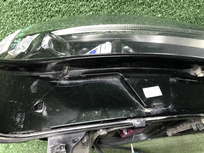 Фара правая Mercedes S W223 (20-нв) Digital Light