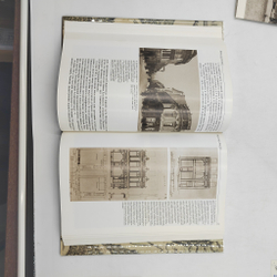 Памятники архитектуры Москвы: Белый город. Том 2, 1989.