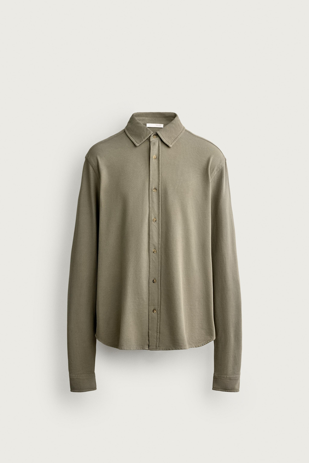 РУБАШКА REGULAR FIT ИЗ ПИКЕ С ЭФФЕКТОМ ПОТЕРТОСТИ — ZARA