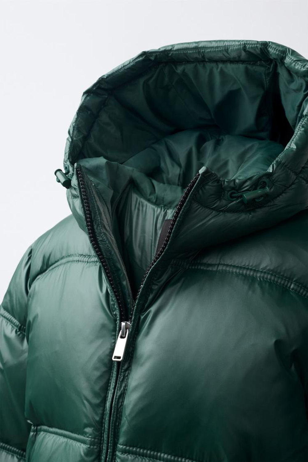 ZARA БЛЕСТЯЩИЙ ПУХОВИК 50% ПЕРА И 50% ПУХА WATER REPELLENT, ОЛИВКОВЫЙ