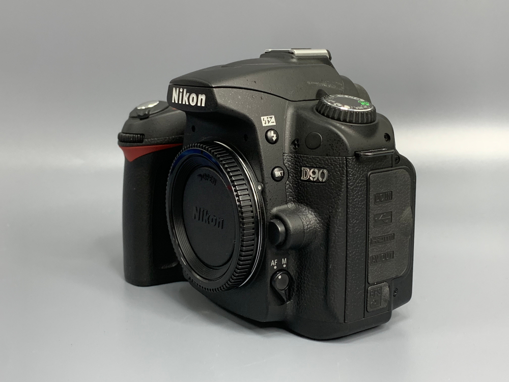 Nikon D90 600 кадров