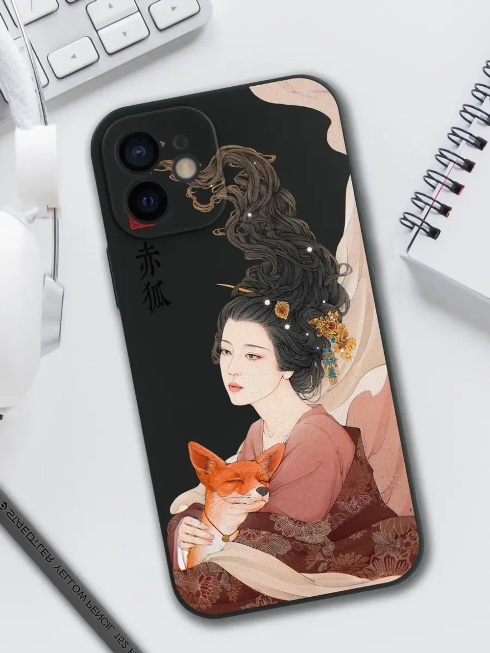 Чехол на iPhone 12 с принтом