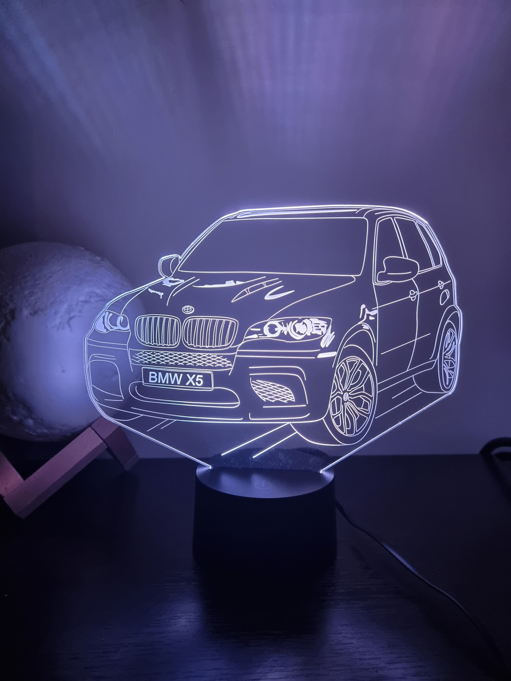 Светильник "Автомобиль BMW X5"