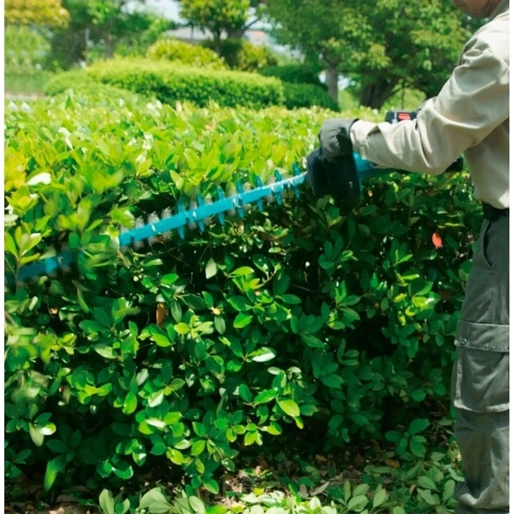 Кусторез Makita DUH752Z
