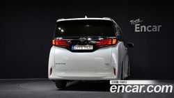 Toyota Alphard 2.5 HEV Executive AWD — 2024