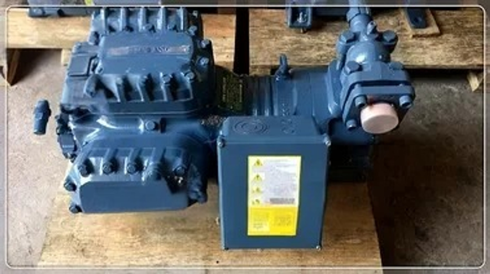 Поршневой полугерметичный компрессор Copeland D8SH-400X с мощностью 40 л.с.