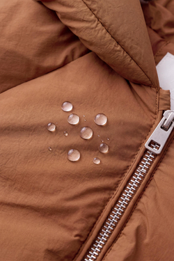 ZARA ПУХОВИК С НАПОЛНИТЕЛЕМ ИЗ ПЕРА И ПУХА WATER REPELLENT, КАРАМЕЛЬНЫЙ