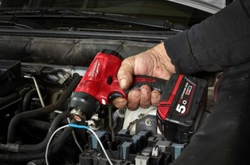 Аккумуляторный фен Milwaukee M18 BHG-502C 4933459772