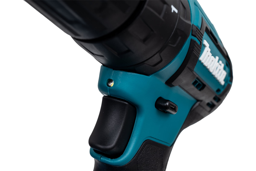 Аккумуляторная дрель-шуруповерт Makita HP333DZ