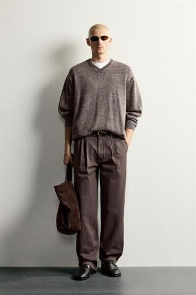 СВИТЕР С V-ОБРАЗНЫМ ВЫРЕЗОМ ИЗ КРУЧЕНОЙ ПРЯЖИ — ZARA