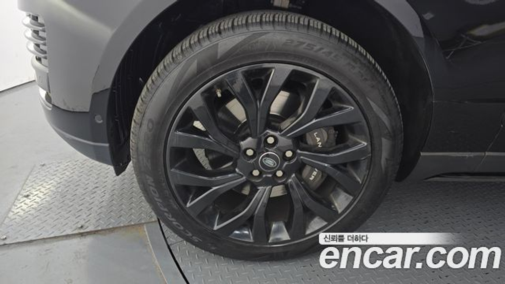 Land Rover Range Rover 4.4 SDV8 AB DIESEL — 2020