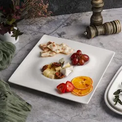 Тарелка 27*27 см h2,3 см квадратная смещенное дно Asymmetry белая фарфор P.L. Proff Cuisine [1]
