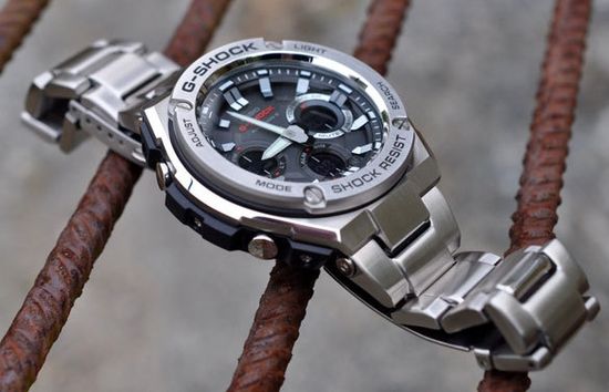 Наручные часы Casio G-Shock GST-210D-1A