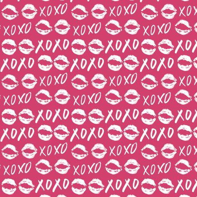 XO hugs and kisses губы