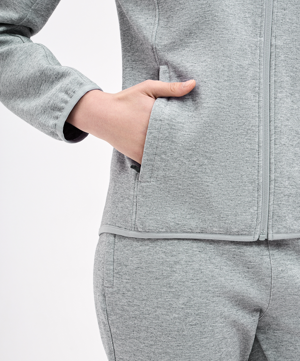 Худи на молнии женское ESSENTIAL Athlete Hooded FZ Jacket W, серый