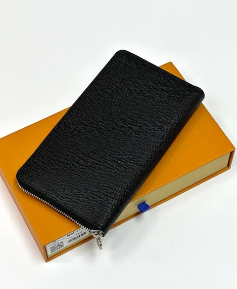 Органайзер Louis Vuitton Zippy Taiga Black