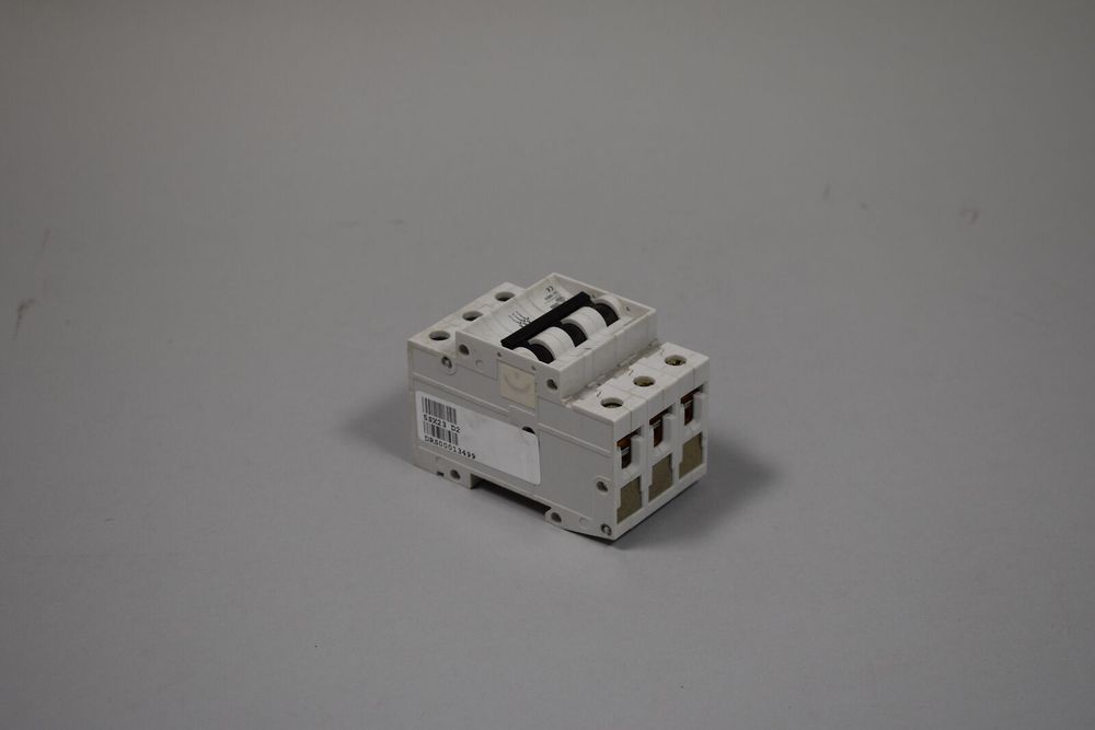 SIEMENS 5SX23 D2 SIEMENS 5SX23 D2