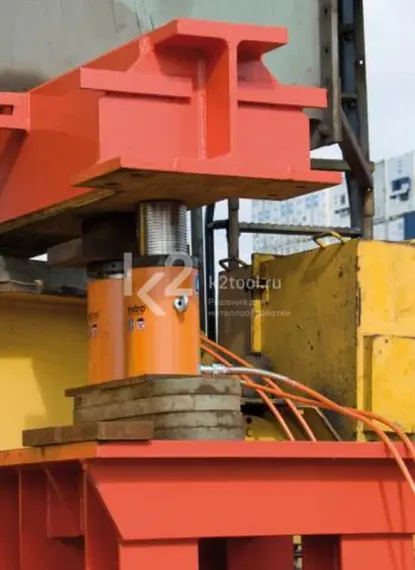 Домкрат Holmatro HLC 250 H 5 двойного действия с блокировочной гайкой и гидравлическим возвратом