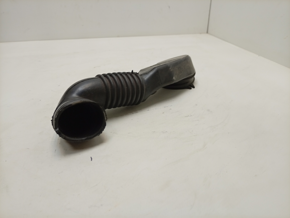WLF24271CE/02 кт31 Заливной патрубок для стиральной машины Bosch Siemens 5550009579 б/у