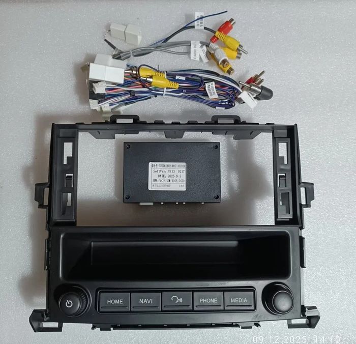 Магнитола для Toyota Alphard H20, Vellfire 2008-2014 (с усилителем) - Kuberg SF-1269-2 монитор 12.3" в стиле BMW на Android 13, Быстрая, CarPlay, 4G SIM-слот