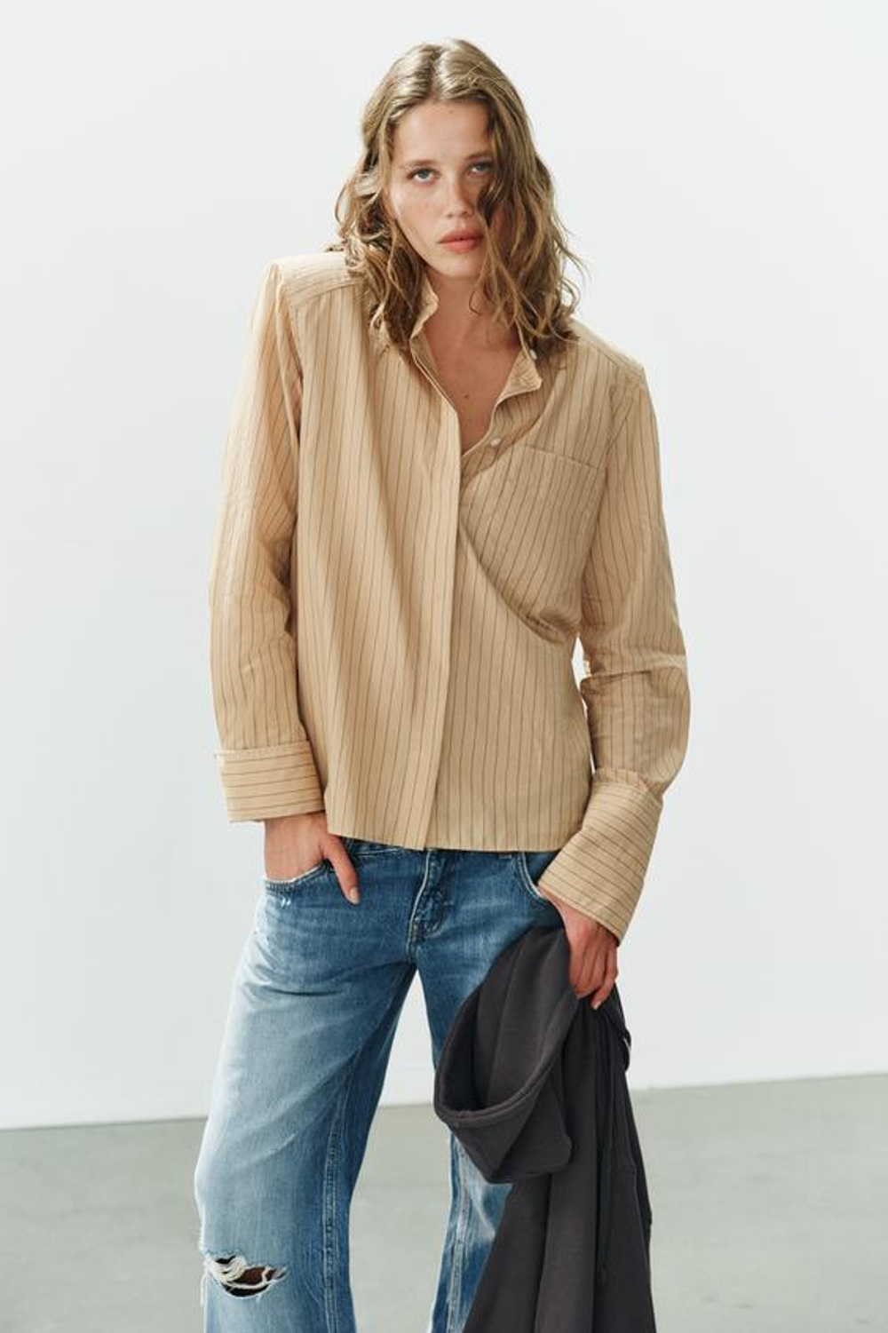 ZARA РУБАШКА В ПОЛОСКУ С ПОДПЛЕЧНИКАМИ, РЫЖЕВАТО-КОРИЧНЕВЫЙ
