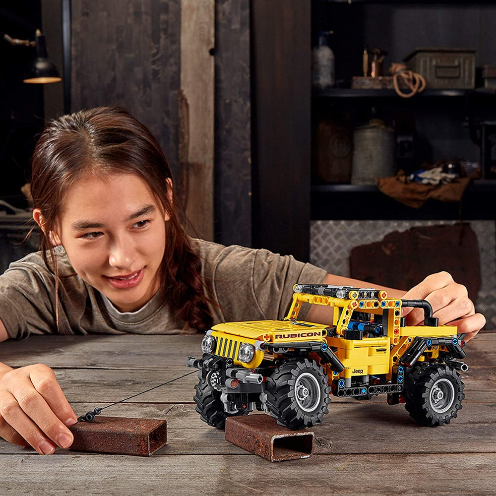 Конструктор LEGO Technic Джип Вранглер 42122, деталей 665 (из Финляндии)