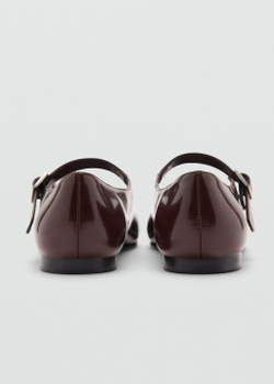 Patent leather-effect ballet flats