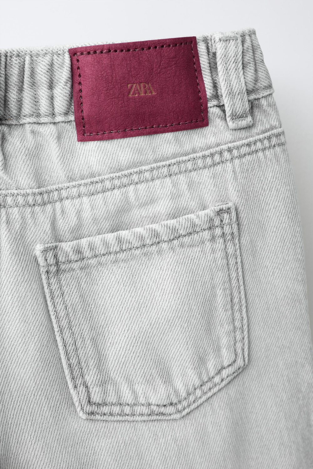 ZARA ДЖИНСЫ STRAIGHT, ЖЕМЧУЖНО-СЕРЫЙ