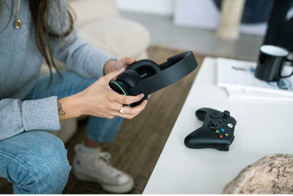 Беспроводная гарнитура (Xbox Wireless Headset, TLL-00010)