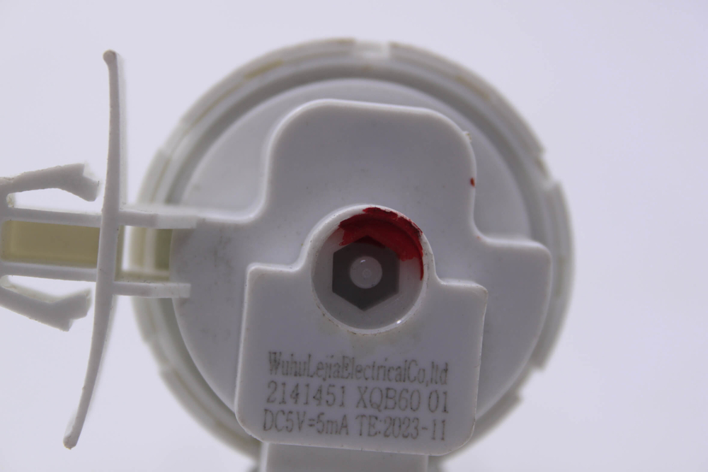Датчик уровня воды (прессостат) стиральной машины Hisense,Gorenje 2141451 XQB60