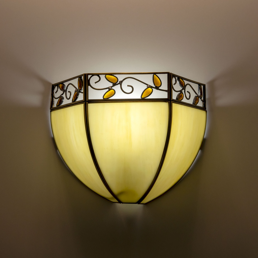 Citilux Шербург-2 CL440411 Бра витражное Бронза