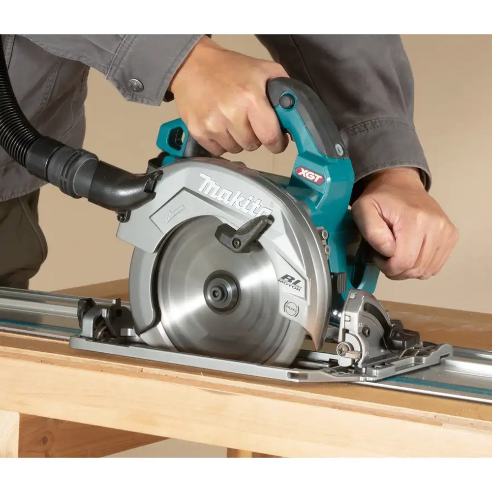 Аккумуляторная пила по дереву Makita HS004GZ01