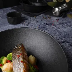 Салатник 1500 мл 27*25 см h7,5 см Wave Up Smooth Black Raw Stellar P.L. Proff Cuisine [1]