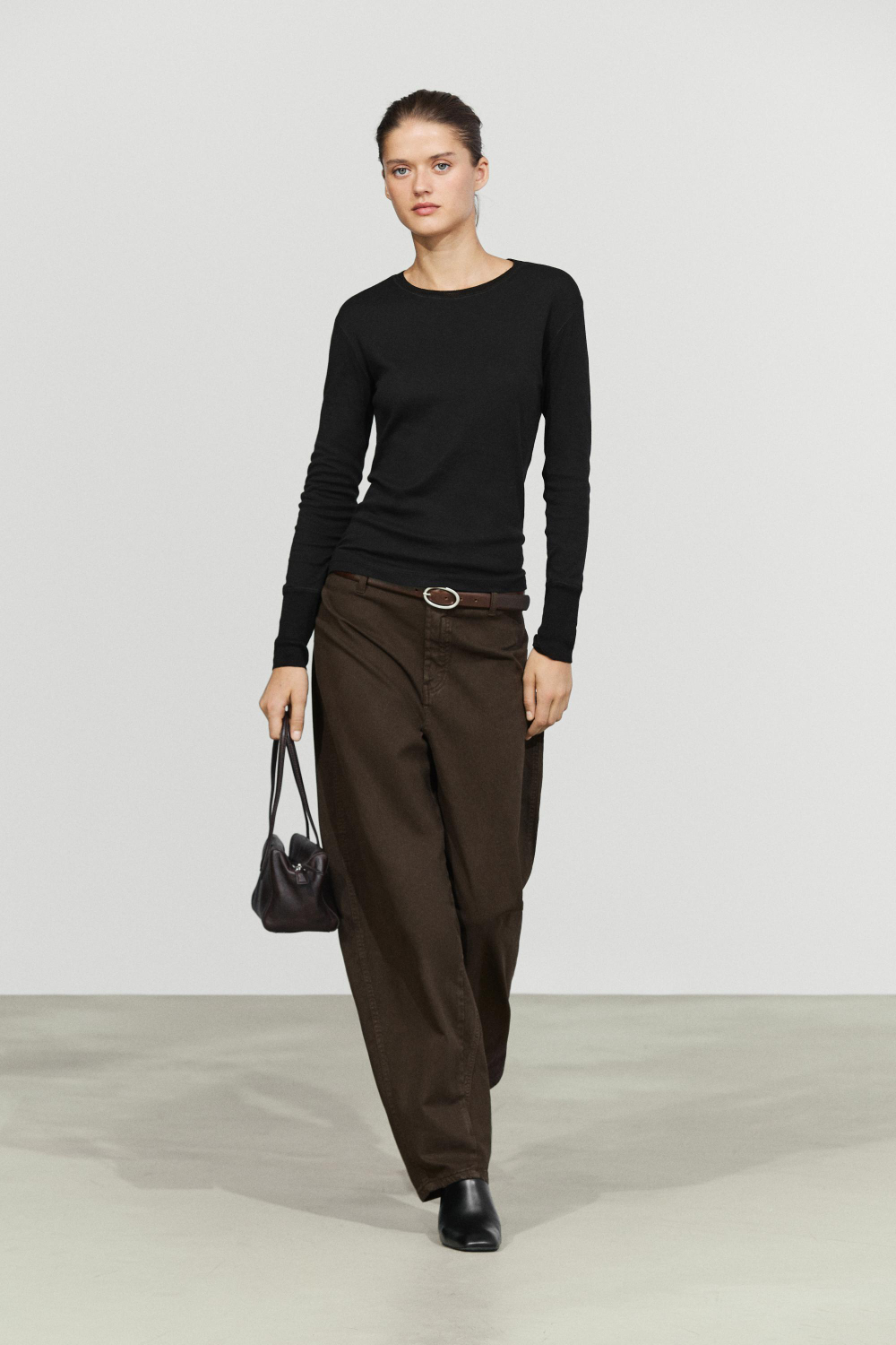 Massimo Dutti Футболка с длинными рукавами и манжетами, черный