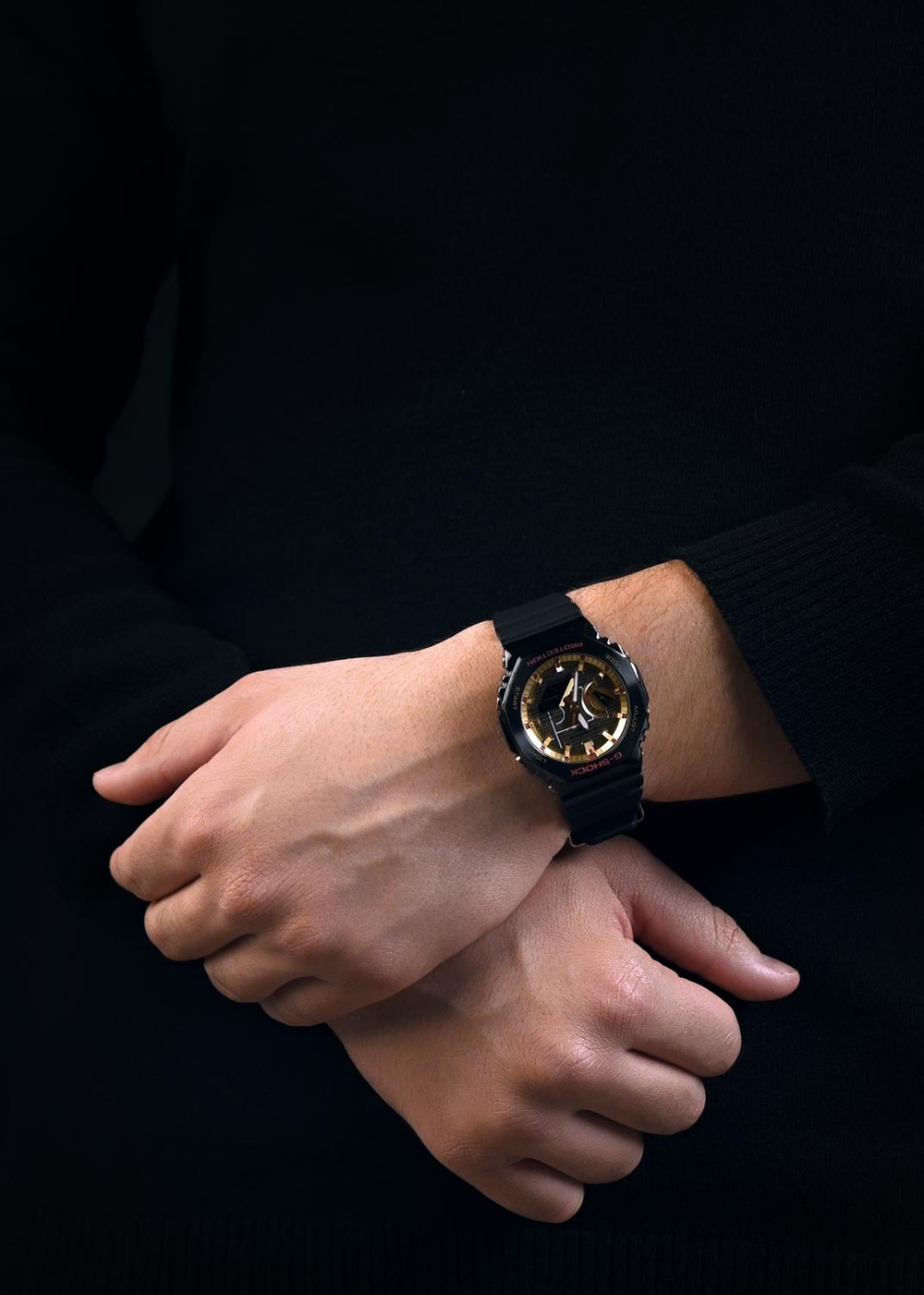 Часы Casio GBM-2100RH-1A