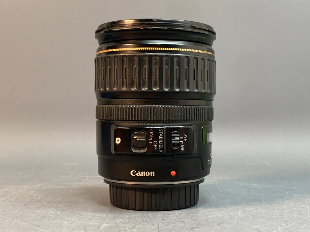 Canon EF 28-135mm 3.5-5.6 IS USM с дефектами