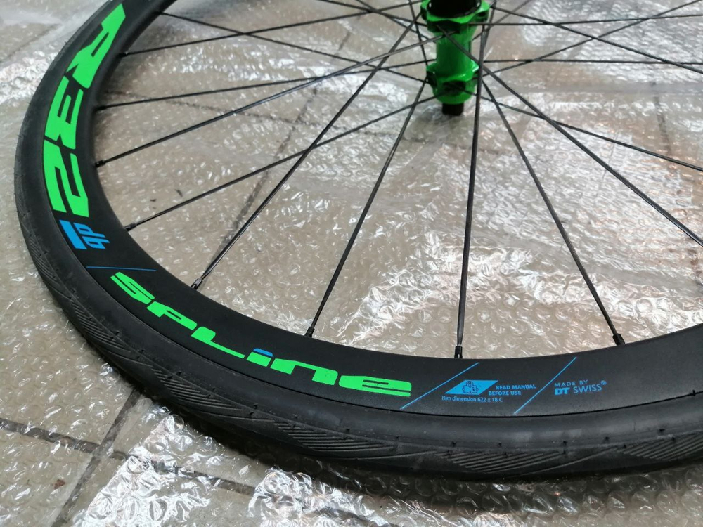 Колесо для шоссейного велосипеда DT Swiss Spline R32 самый дешевый в Москве, отправка по всей России, купить дешево только в магазине Yabegu.ru
