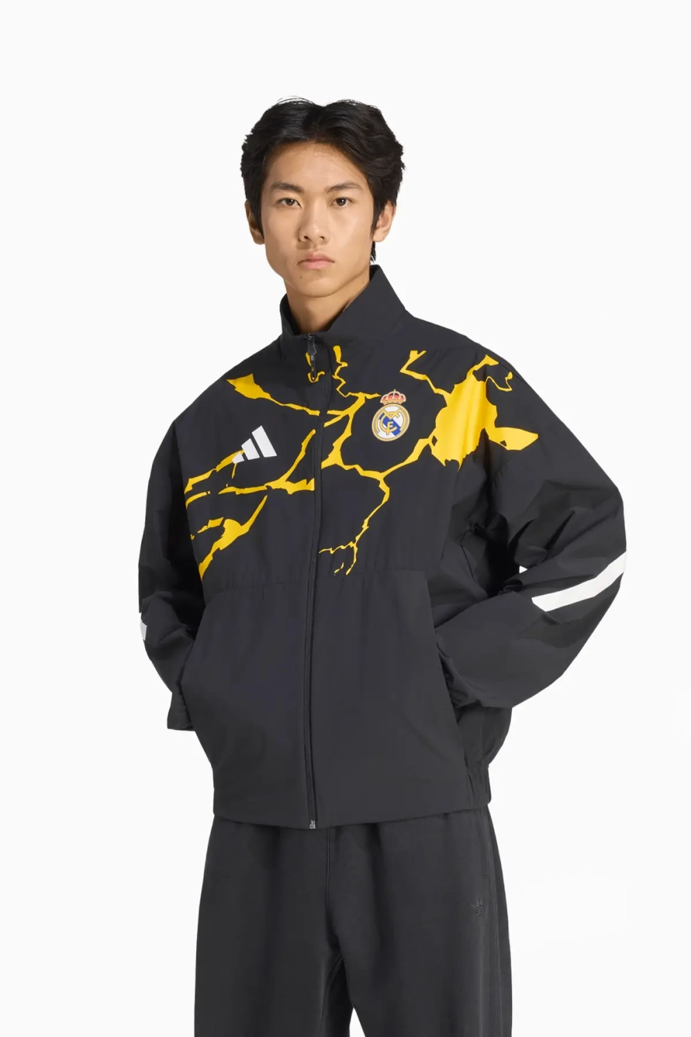 Ветровка adidas Real Madrid x Marvel 25/26 Z.N.E. Anthem - черный