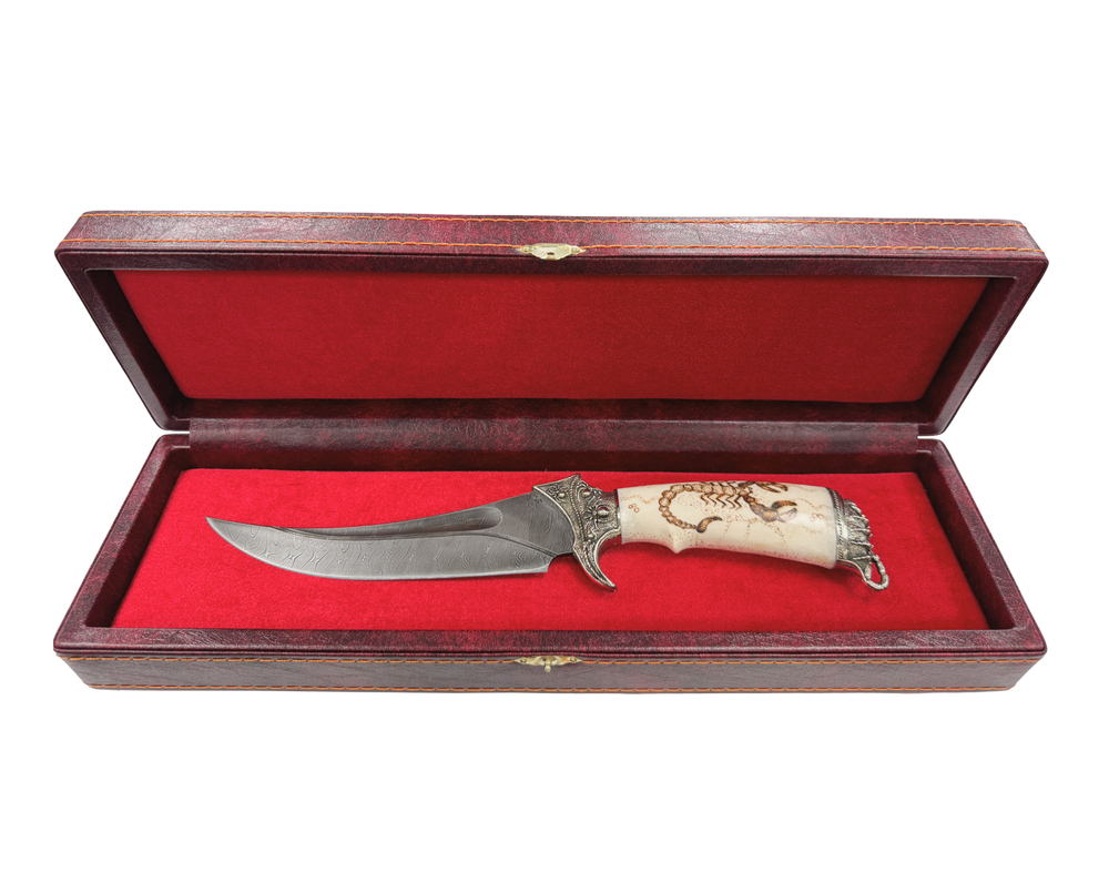 Подарочный нож Корсар (Скорпион), дамасская сталь, рукоять из кости рога лося