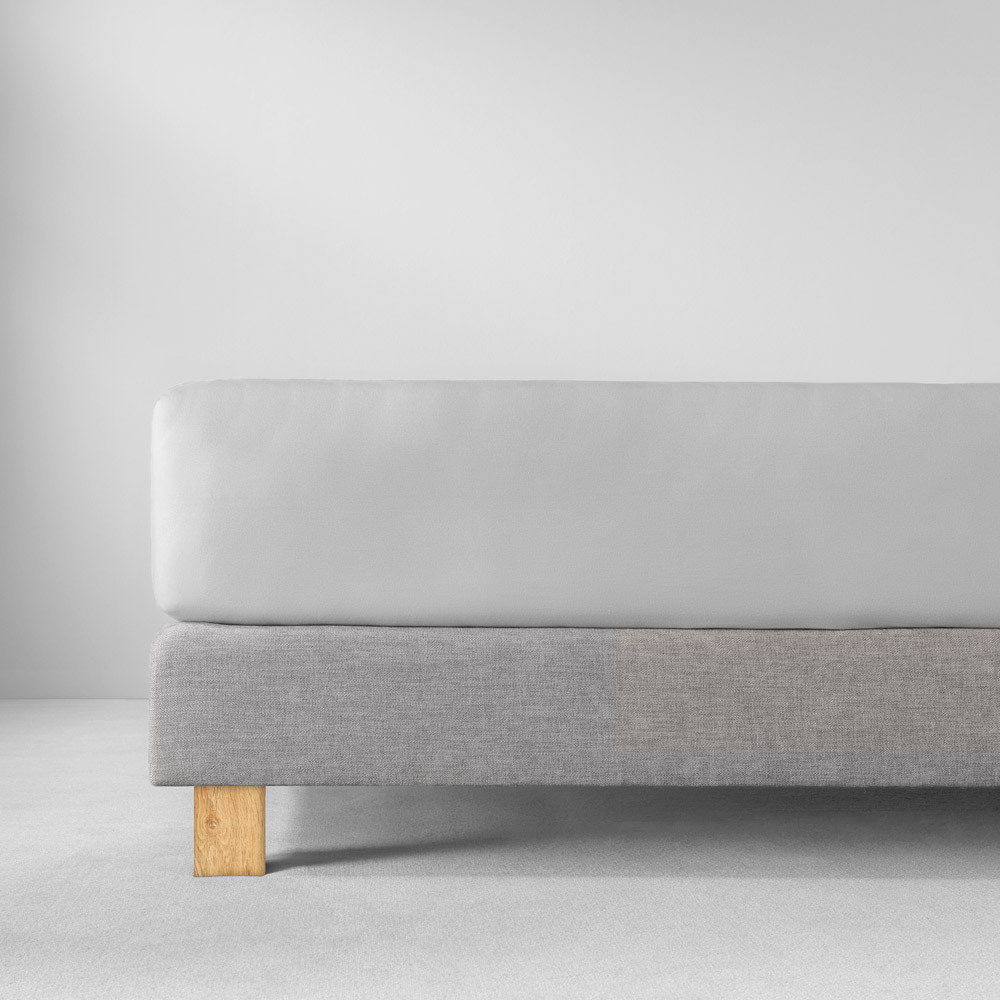 Простыня на резинке 150x200 Estella 820 silber серая
