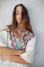ПЛАТЬЕ МИДИ С ВЫШИВКОЙ — ZW COLLECTION — ZARA