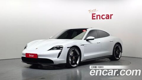 Porsche Taycan 4S — 2024