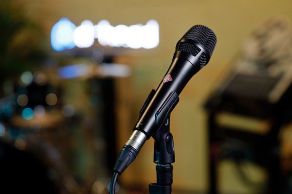 Neumann KMS 104 BL